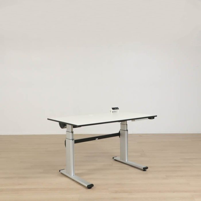 Elektriskt höj-och sänkbart skrivbord Elektriskt höj-och sänkbart skrivbord