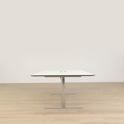 Konferencebord Ceasar T