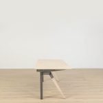 Elektriskt Höj & sänkbart skrivbord