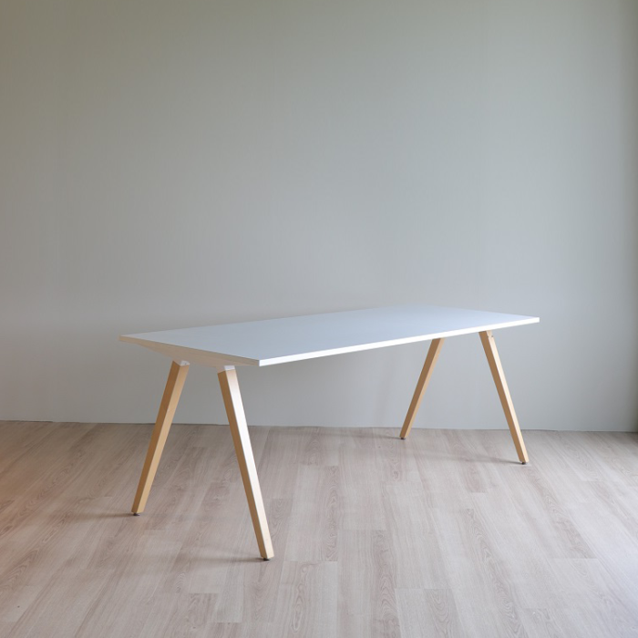 Matbord Oberon | KINNARPS Oberon spisebord