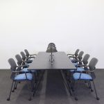 Fastgør konferencebord