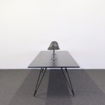 Fastgør konferencebord