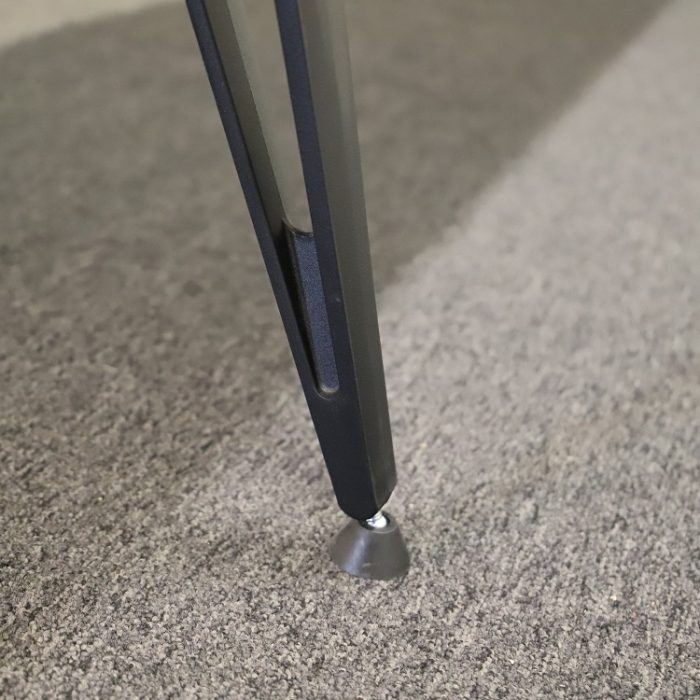 Fastgør konferencebord