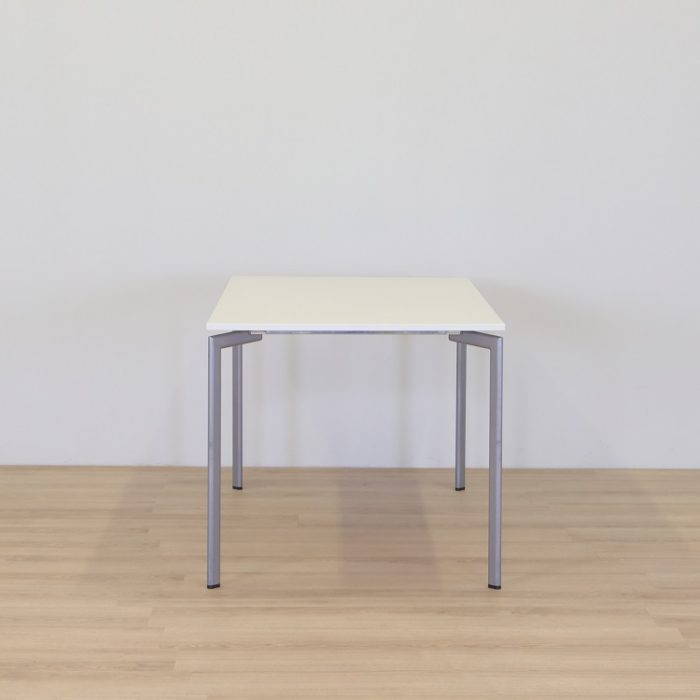 Mødebord på campus