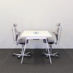 Mødebord i flere dele