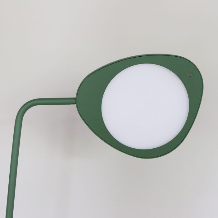 Bordlampe med blade
