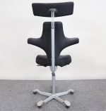 Kontorsstol Capisco 8107 (NY KLÄDSEL)