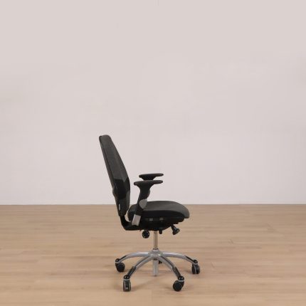 Kontorstol udvides 120