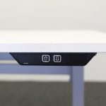 Elektriskt höj- och sänkbart skrivbord