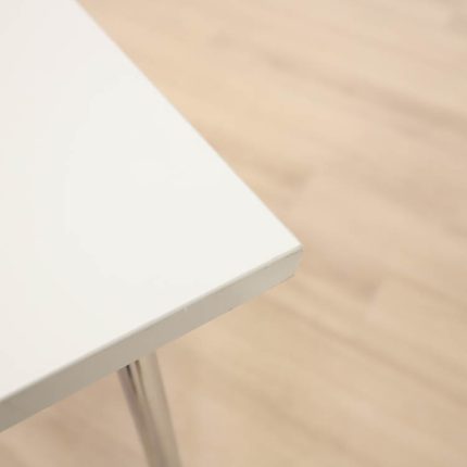 Hurtigt sammenklappeligt klapbord