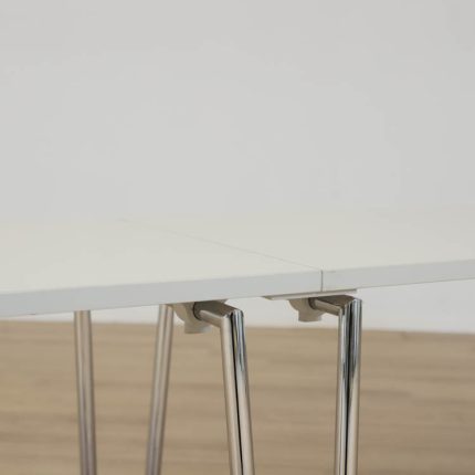 Hurtigt sammenklappeligt klapbord