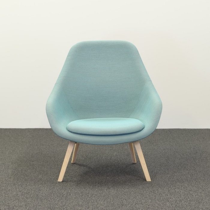 Om en lounge-lænestol