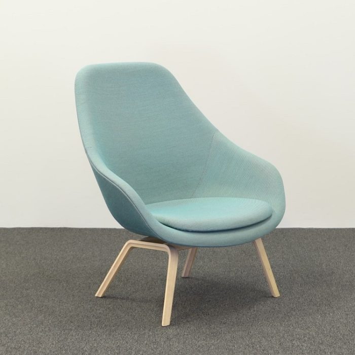 Om en lounge-lænestol