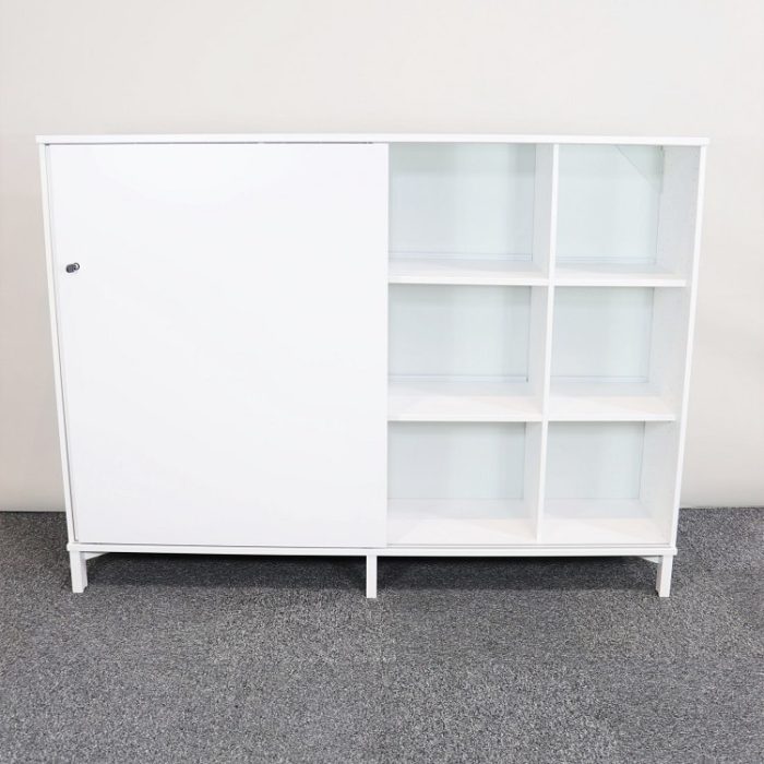 Kontorsskåp/skjutdörrsförvaring | MATERIA Kontorskabe/opbevaring med skydedør