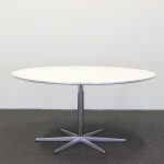 Mötes-/matbord A825