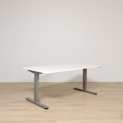 Elektriskt höj- & sänkbart Skrivbord Active