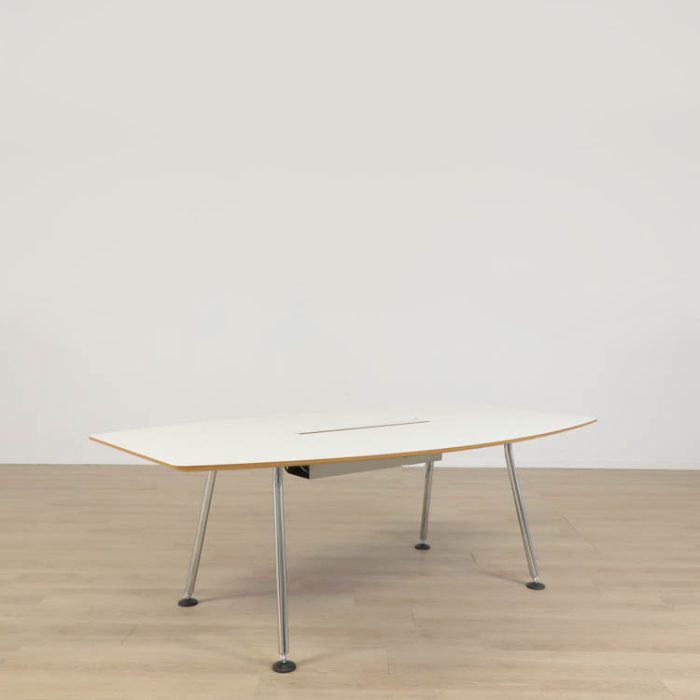 IMG_6942-1-1 Konferensbord Disc