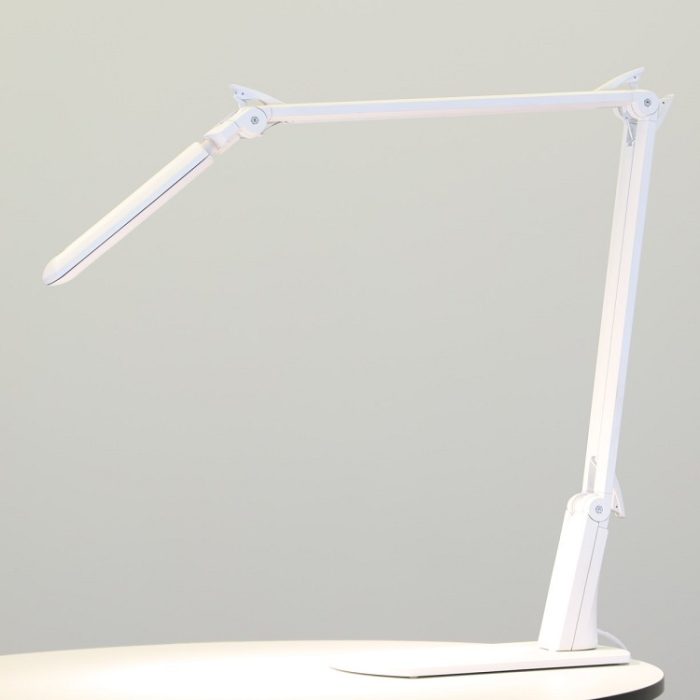 Skrivebordslampe med bevægelsessensor
