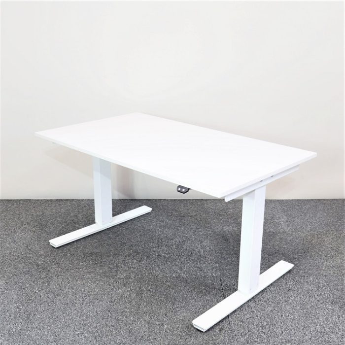 Elektriskt höj-och sänkbart skrivbord