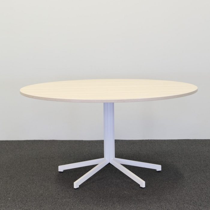 Madison bord | JOHANSON DESIGN Bestyrelse Madison