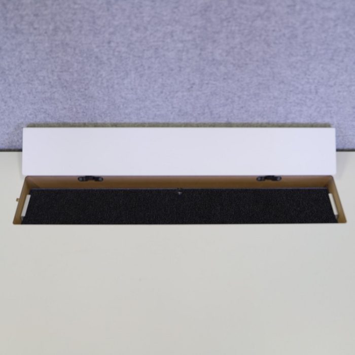 Elektriskt höj- och sänkbart skrivbord