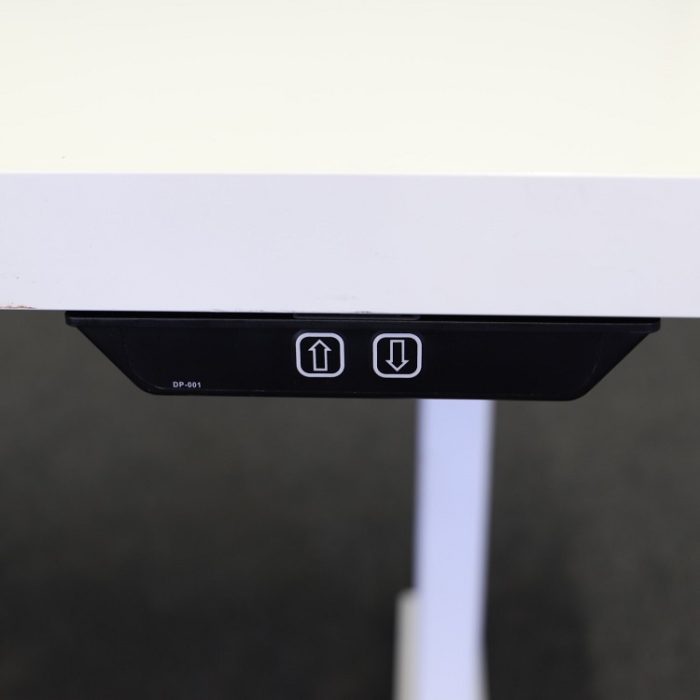 Elektriskt höj- och sänkbart skrivbord