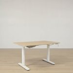 Elektriskt Höj-och sänkbart skrivbord Bekant