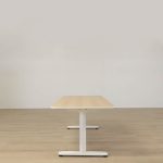 Elektriskt Höj-och sänkbart skrivbord Bekant