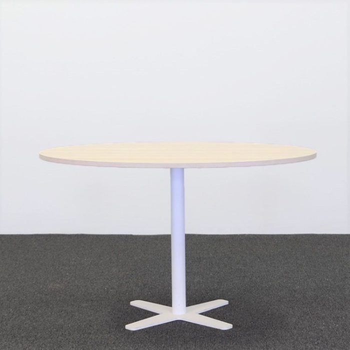 Bord Amy | ERGOFF Bestyrelsen Amy