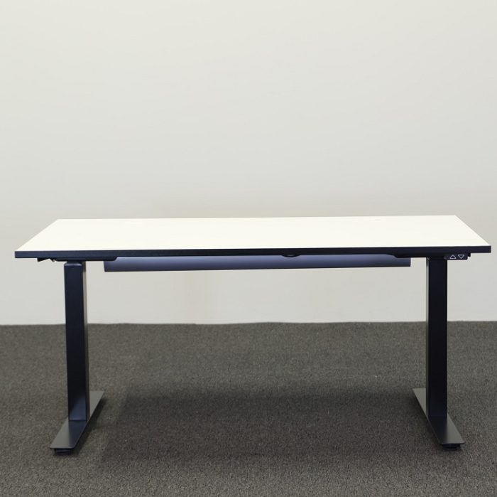 Elektrisk højdejusterbart skrivebord 140 cm