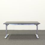 Elektriskt höj- & sänkbart Skrivbord