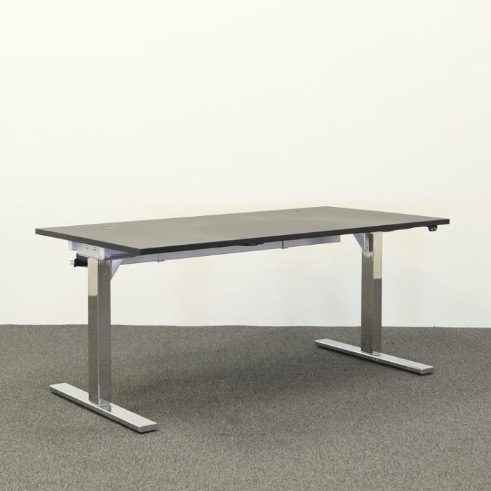 Elektriskt höj- & sänkbart Skrivbord | SA MÖBLER Elektriskt höj- & sänkbart Skrivbord