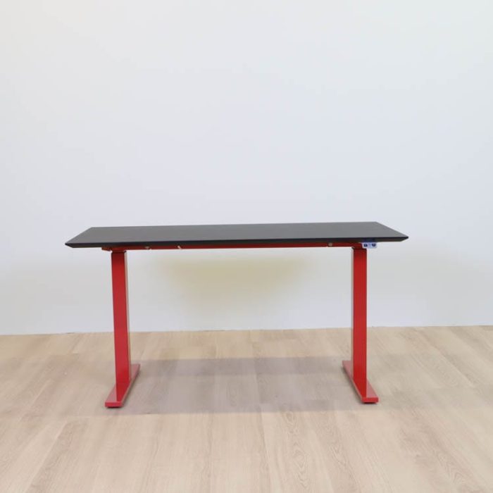 Sort højdejusterbart skrivebord