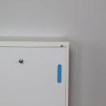 Opbevaring med skydedør Hvid/Blå