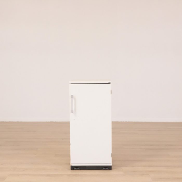 Förvaringsskåp Space | KINNARPS Plads til opbevaringsskabe