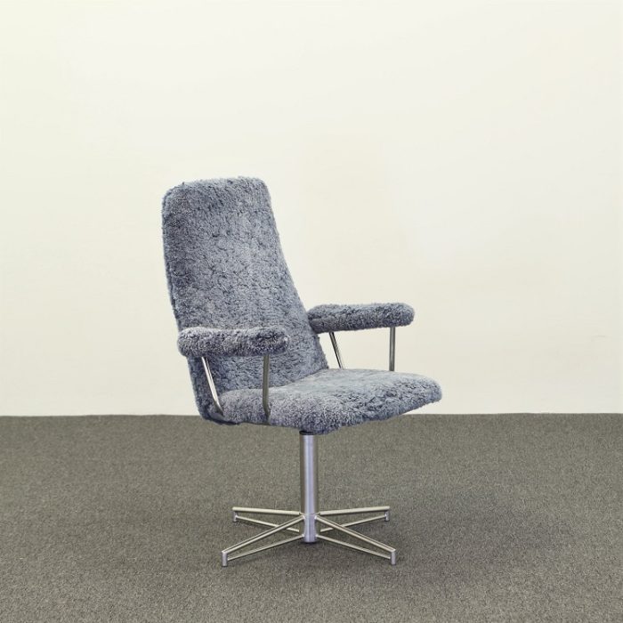 Fårskinnsfåtölj BELLA l JOHANSON DESIGN Fårskinnsfåtölj BELLA