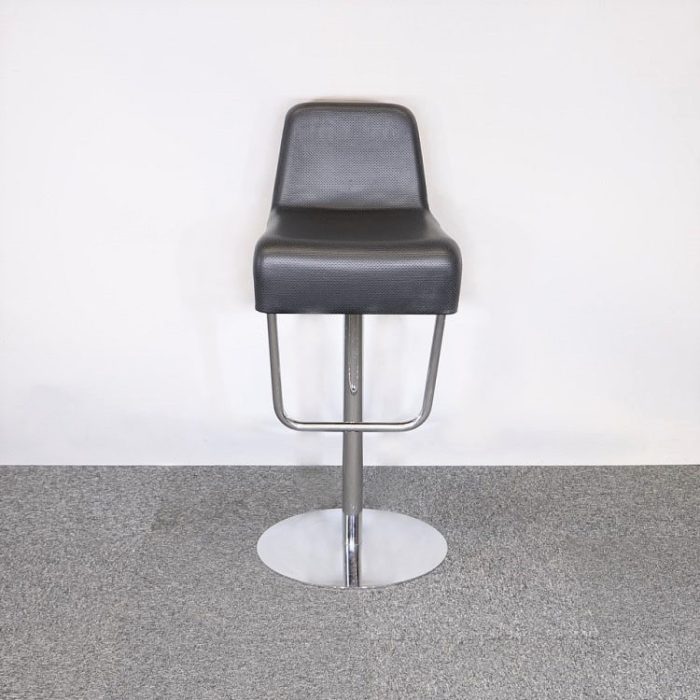 Barstol Turner | MATERIA Barstol Turner