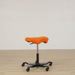 Sadelstol Capisco 8105