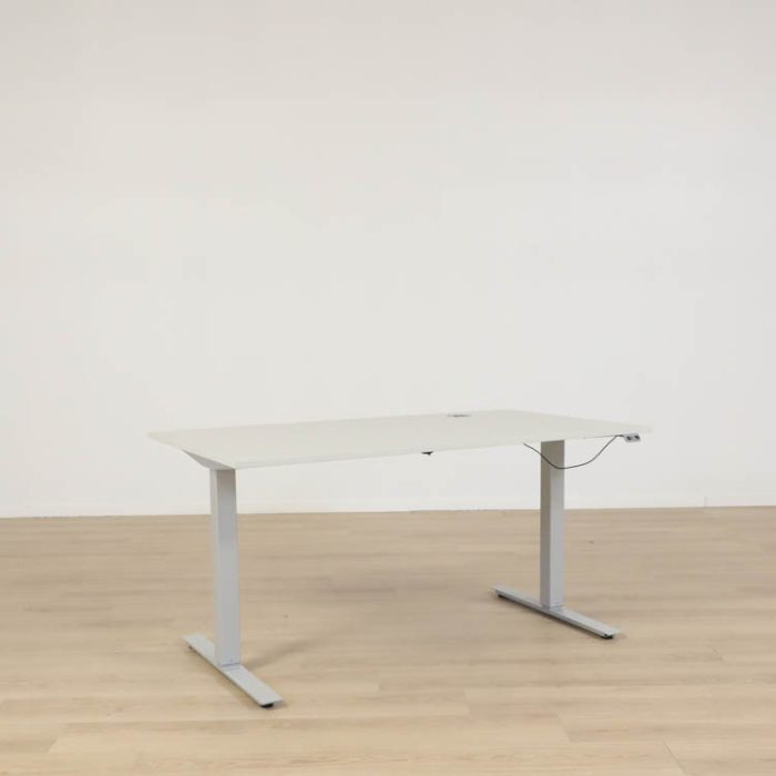 Elektrisk højdejusterbart skrivebord | SWEDSTYLE Elektrisk højdejusterbart skrivebord