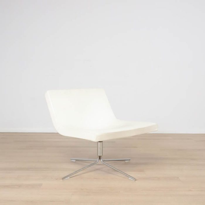 Bond lænestol hvid | OFFECCT Bond lænestol hvid