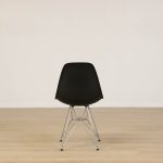 Stol Eames Fiberglass Side Chair DSR