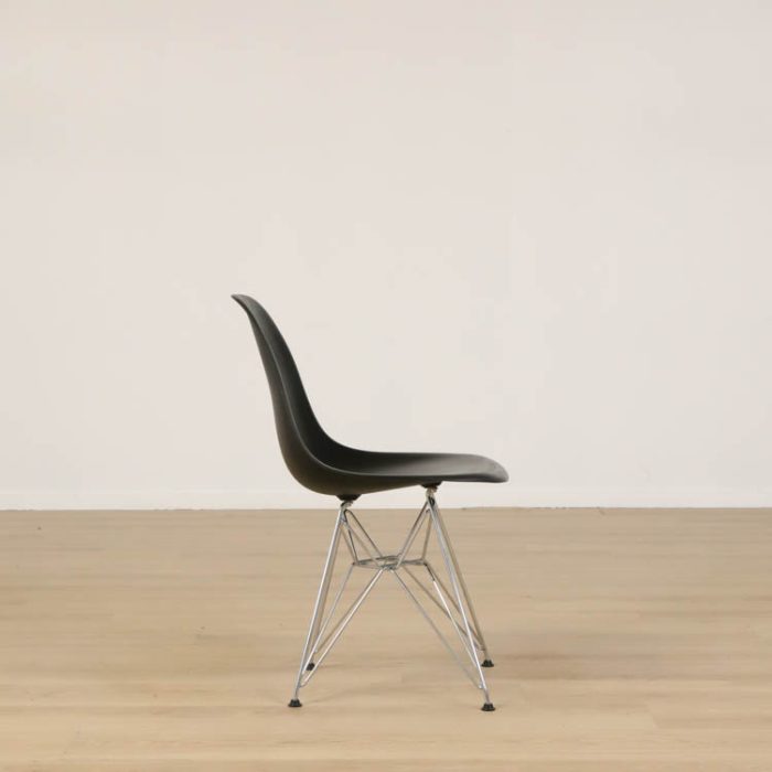 Stol Eames Fiberglass Side Chair DSR