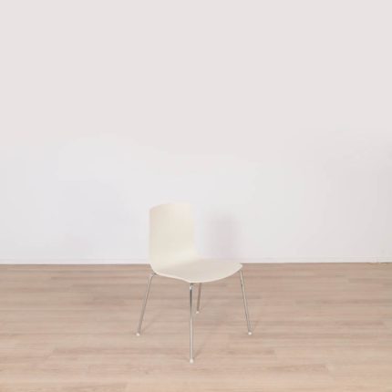 Stol Aava 02 | ARPER