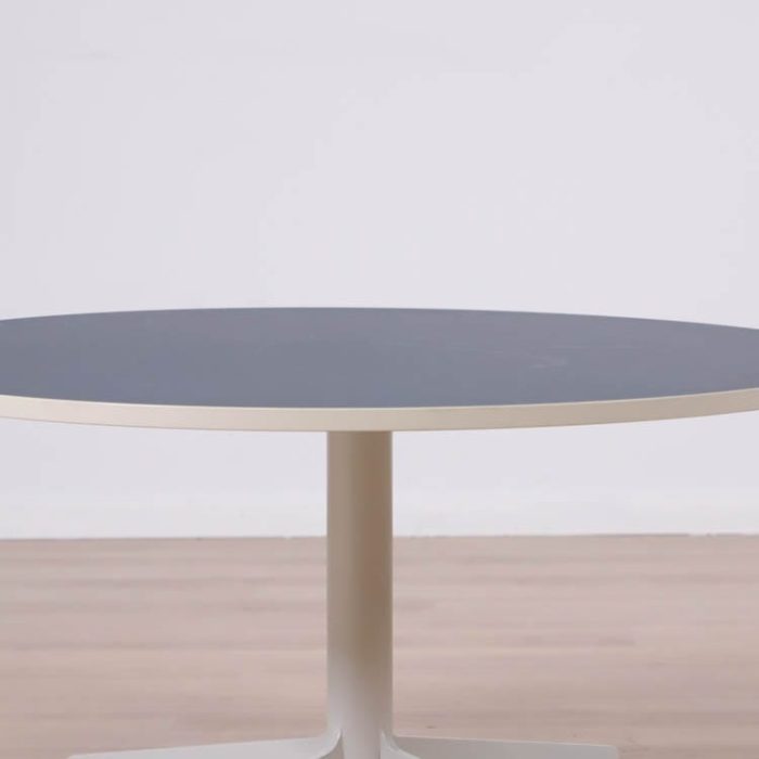 Rundt sofabord med fjer