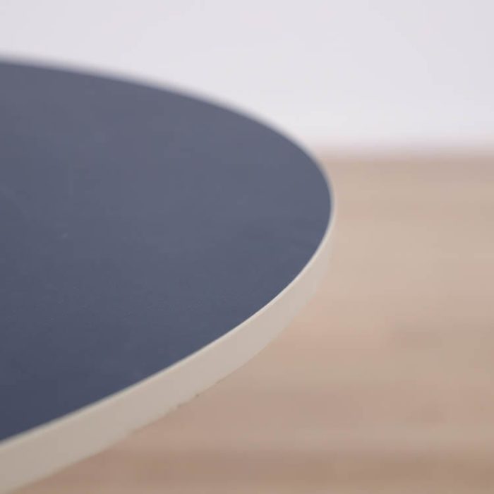 Rundt sofabord med fjer