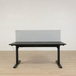 Elektriskt höj- och sänkbart skrivbord Snitsa Slide