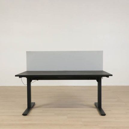 Elektriskt höj- och sänkbart skrivbord Snitsa Slide