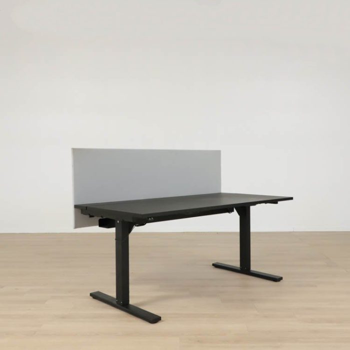 Elektrisk højdejusterbart skrivebord Snitsa Slide | SA MÖBLER Elektrisk højdejusterbart skrivebord Snitsa Slide