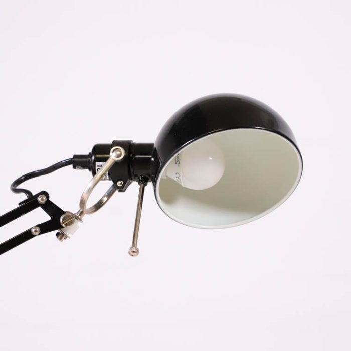 Forsö skrivebordslampe