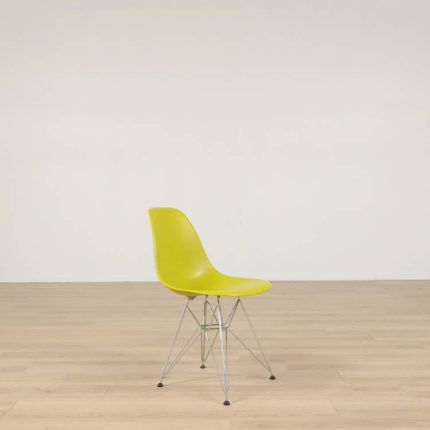 Stol Eames Fiberglass Side Chair DSR
